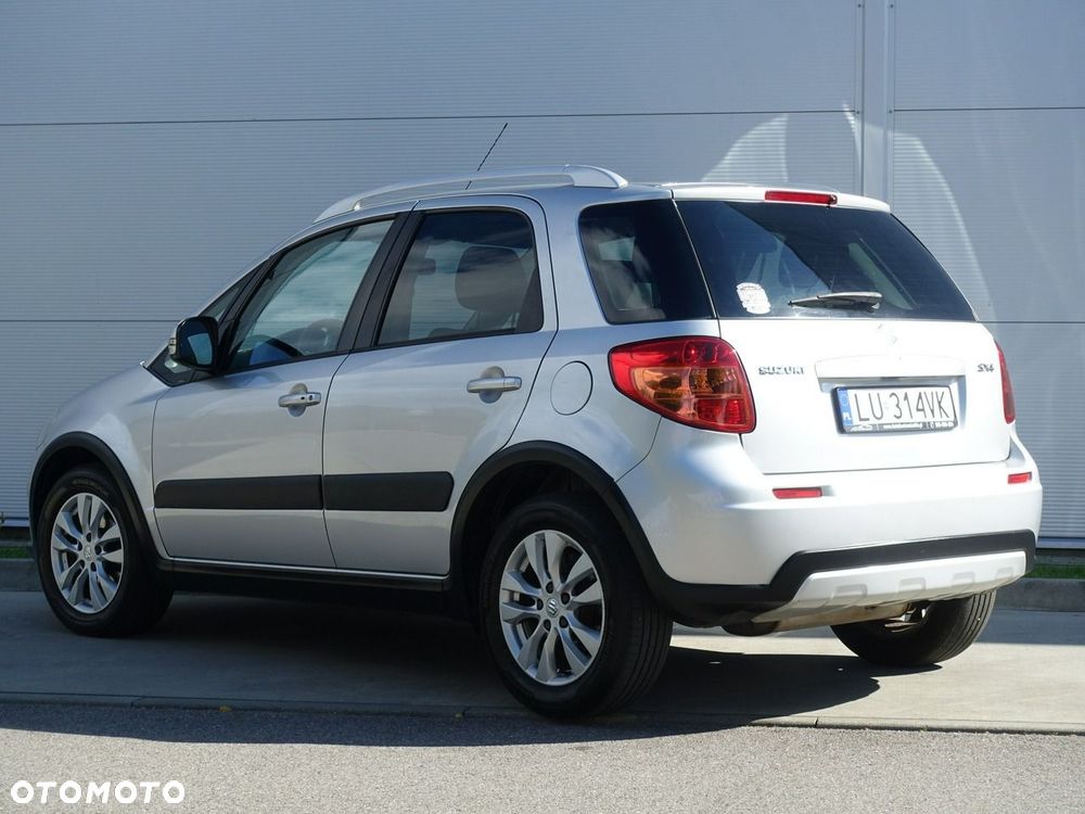 Suzuki SX4 Classic 1.6 VVT Automatik 4x2 Style - 10