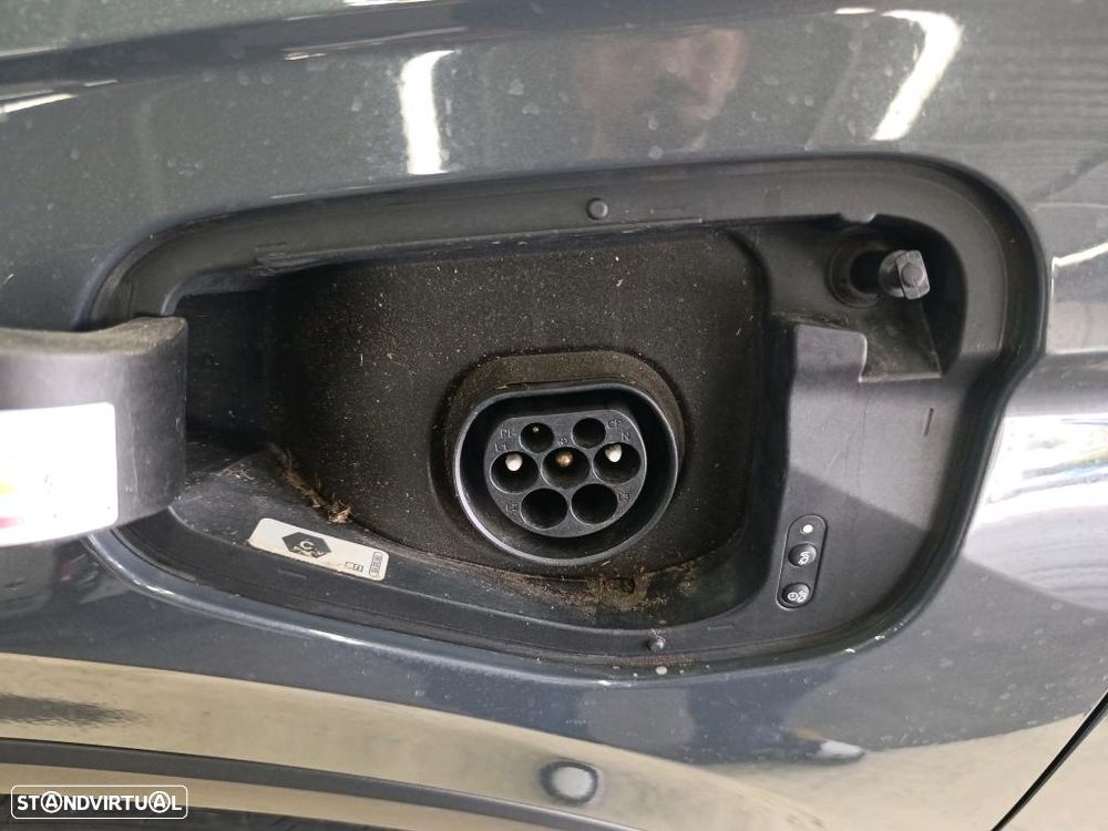 VW Tiguan 1.4 TSI eHybrid Conceptline DSG - 10