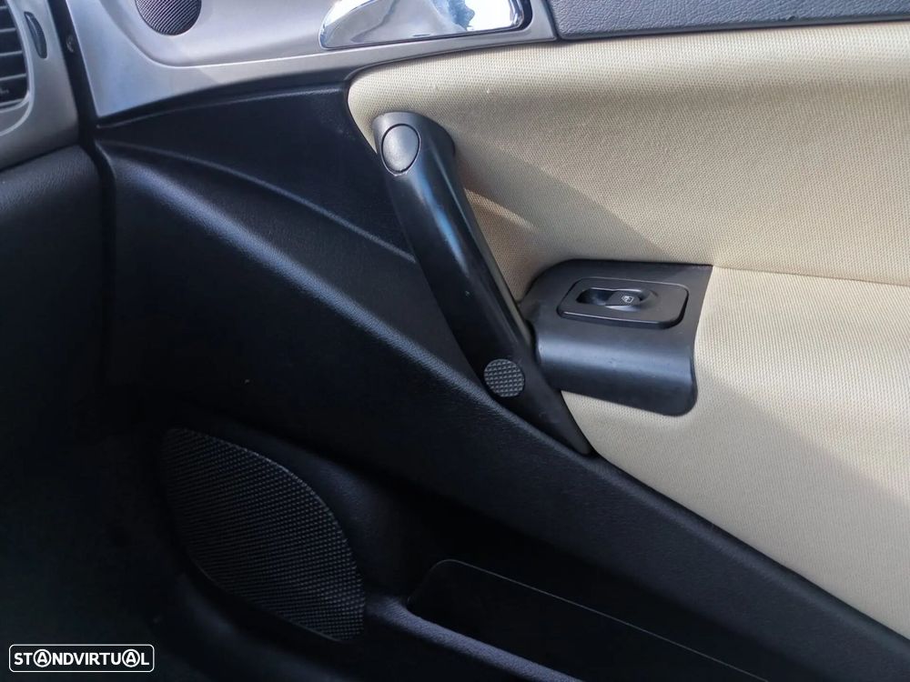 Lancia Ypsilon 1.2 16V Fashion - 21