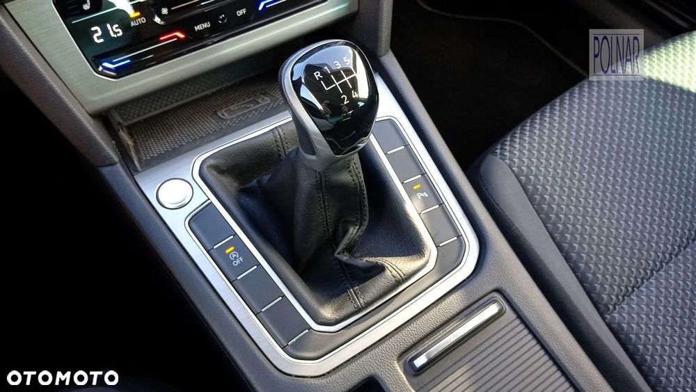 Volkswagen Passat 2.0 TDI EVO Essence - 22