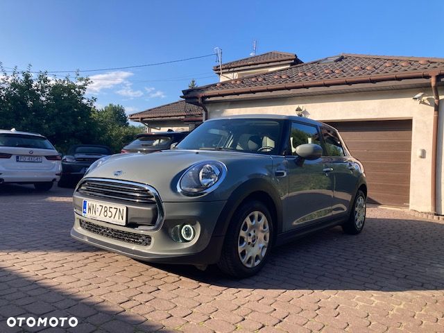 MINI Cooper Standard - 2