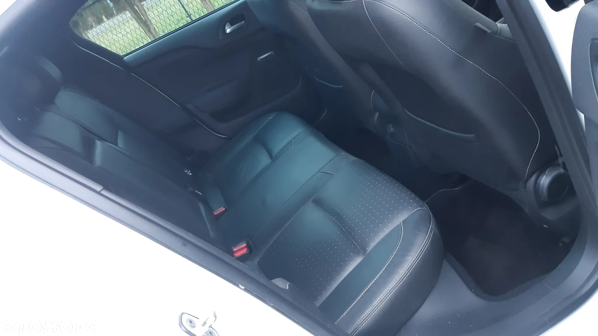 DS Automobiles DS 4 - 14