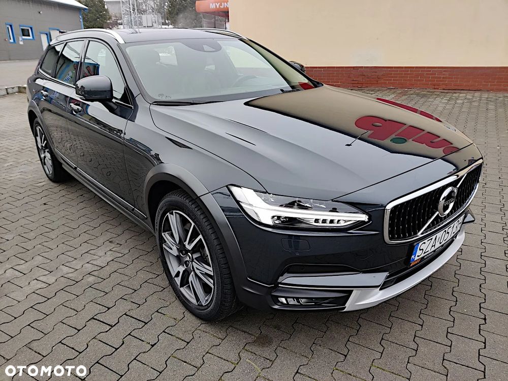 Volvo V90 Cross Country D5 AWD Geartronic Pro - 18