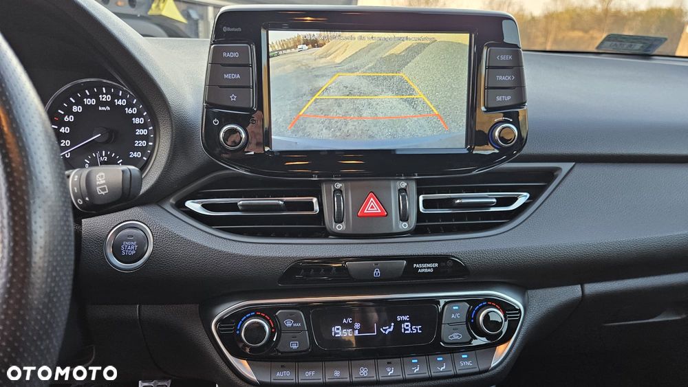 Hyundai i30 1.0 T-GDI GO - 17