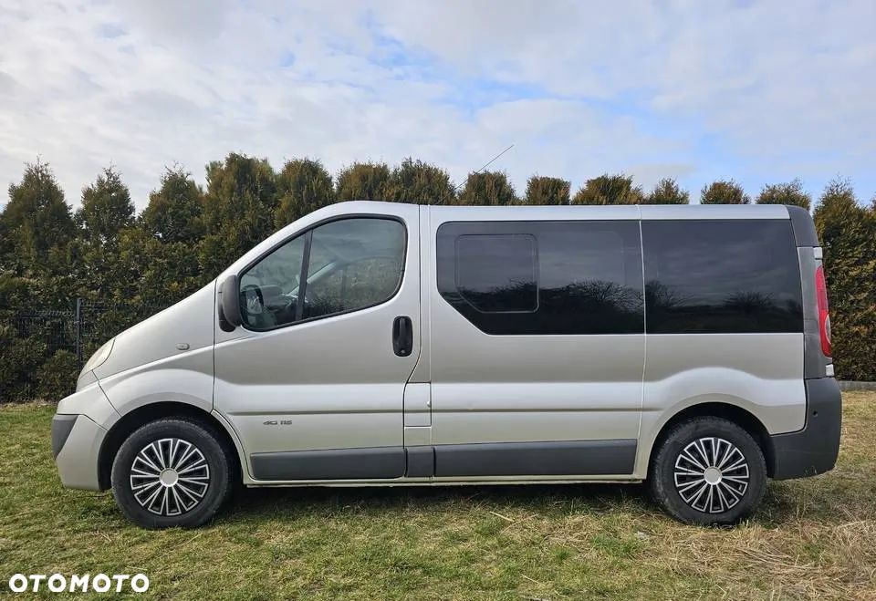 Renault Trafic - 10