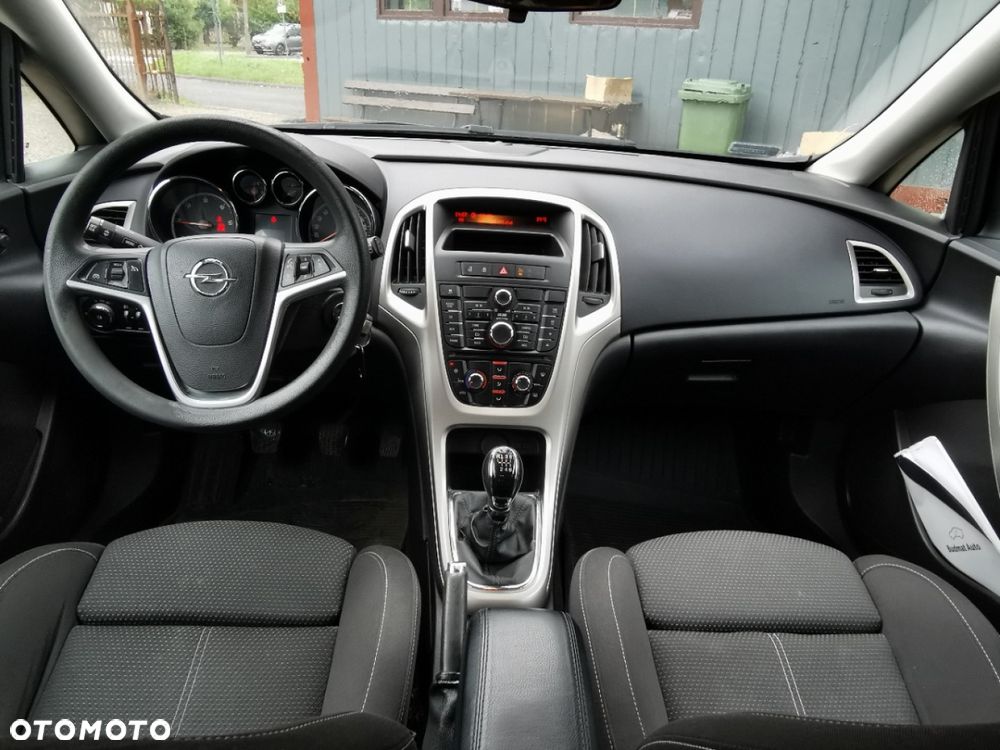 Opel Astra - 8
