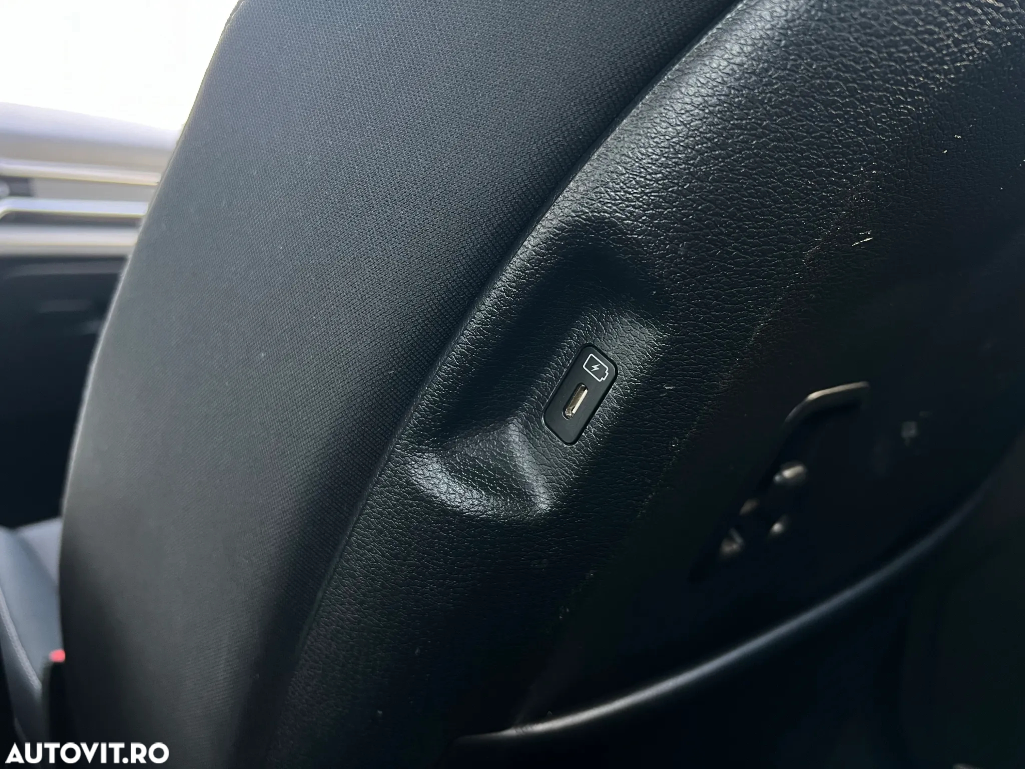 Kia Sportage 1.6 T-GDI AWD Plug-in Hybrid Basis - 23