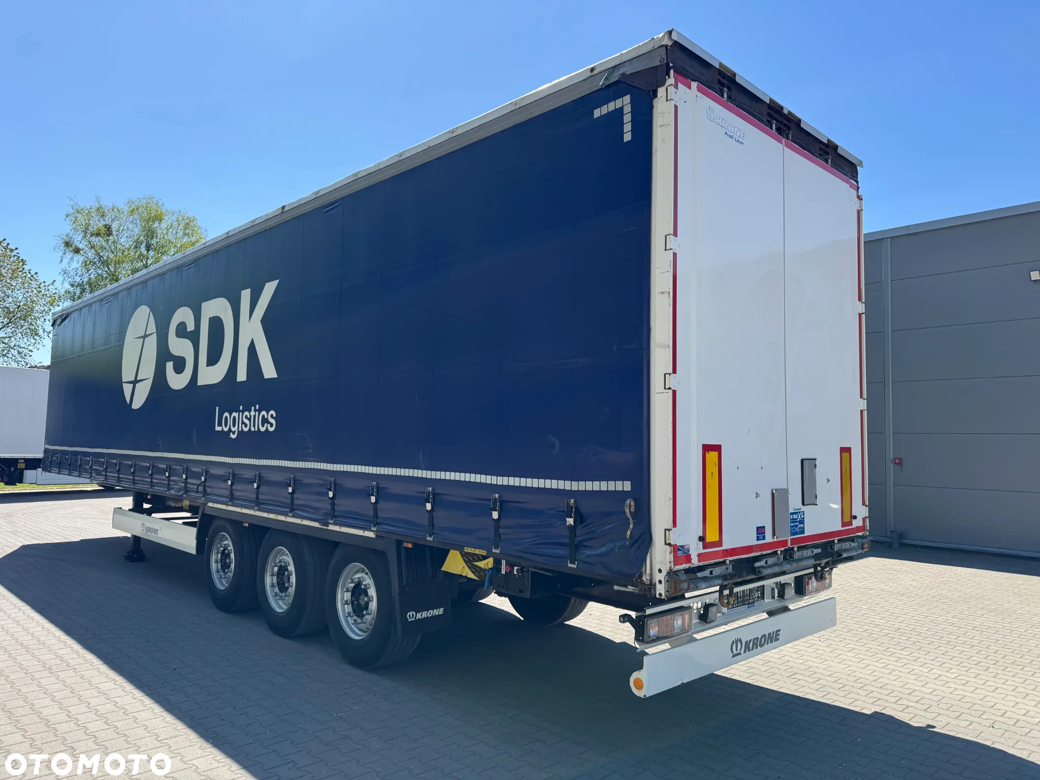 Krone SD Firanka Certyfikat XL, Dach podnoszony - 7