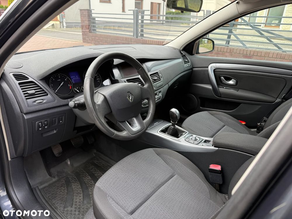 Renault Laguna - 27