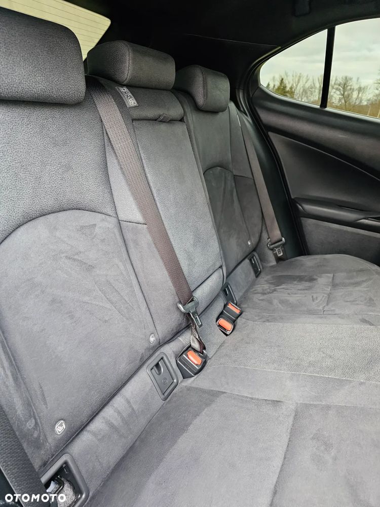 Lexus UX 300e 54.3 kWh Business Edition 2WD - 26