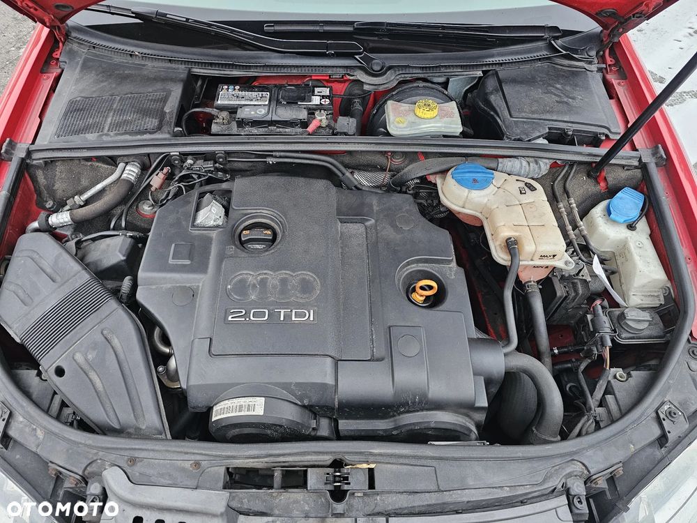 Audi A4 Avant 2.0 TDI - 10