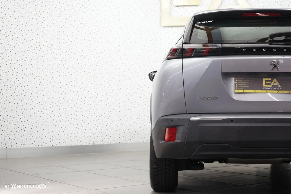 Peugeot 2008 1.2 PureTech Allure - 42