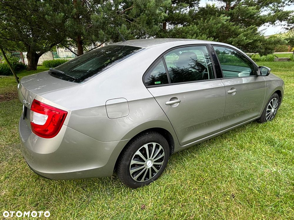 Skoda RAPID 1.2 TSI Ambition - 6