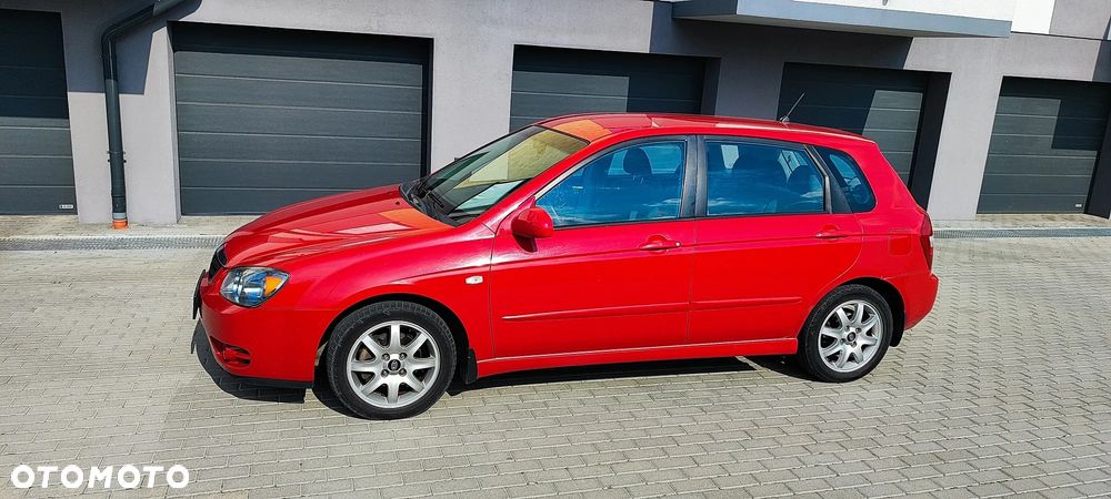 Kia Cerato - 14