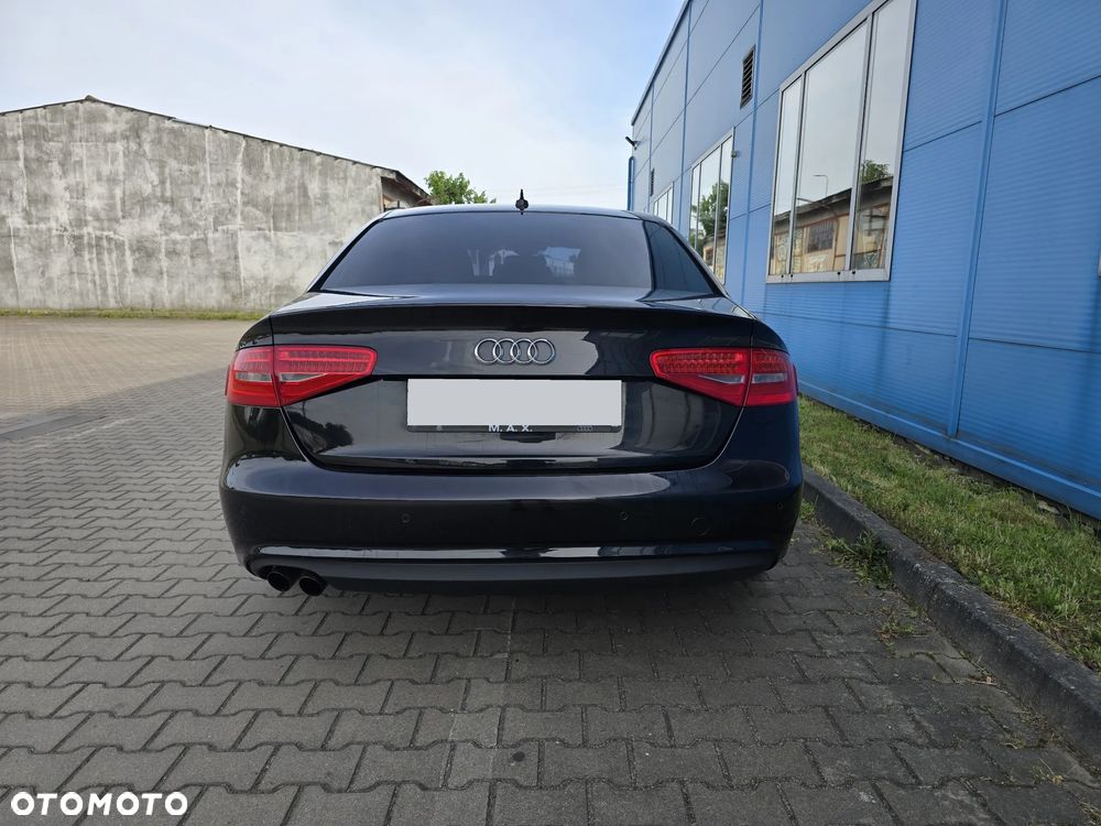 Audi A4 Limousine 2.0 TDI DPF S line Sportpaket - 13