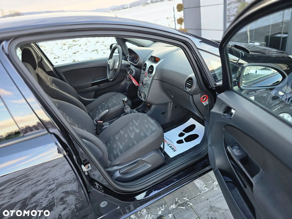 Opel Corsa 1.4 16V Satellite - 17