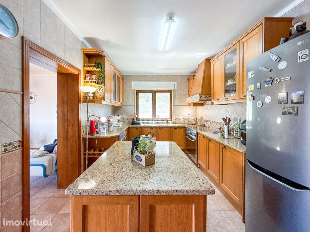 Moradia T5 na zona norte do Entroncamento - Grande imagem: 3/60