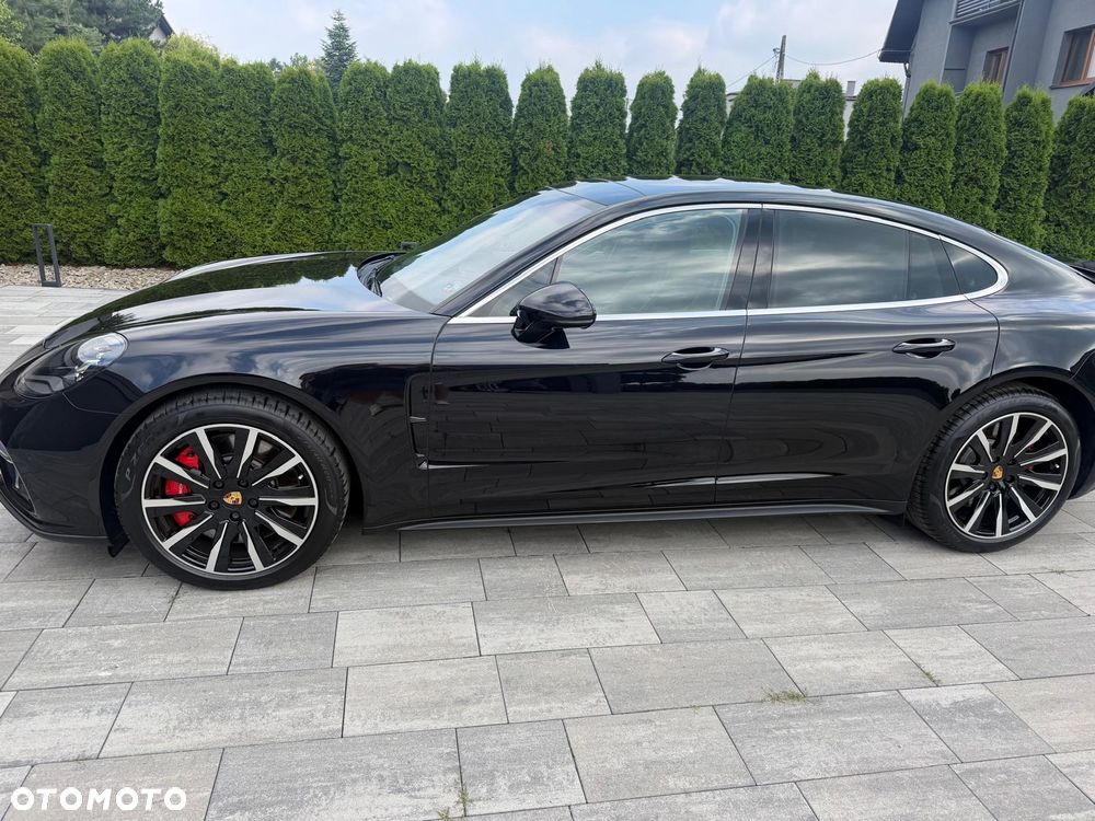 Porsche Panamera Turbo - 17