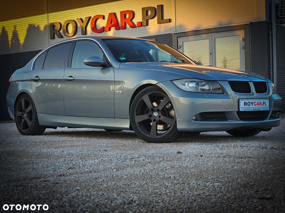 BMW Seria 3 330i - 1