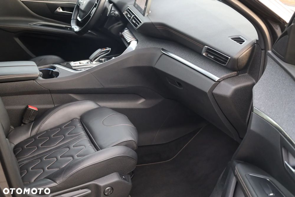 Peugeot 3008 - 15