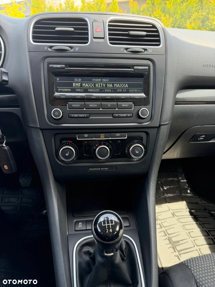 Volkswagen Golf 1.6 TDI Comfortline - 12