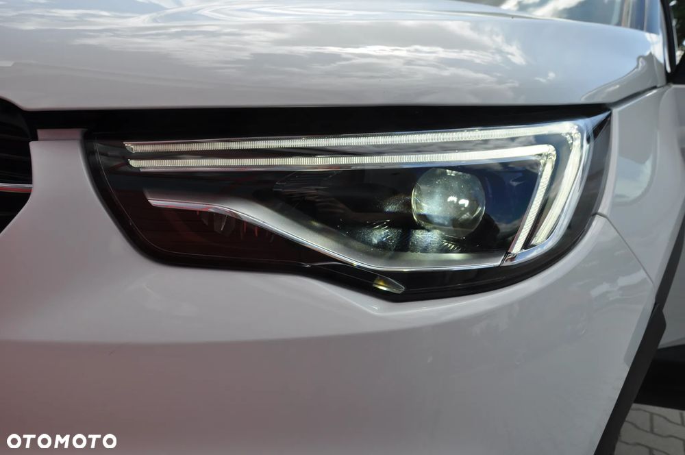 Opel Grandland X 1.2 Start/Stop INNOVATION - 17
