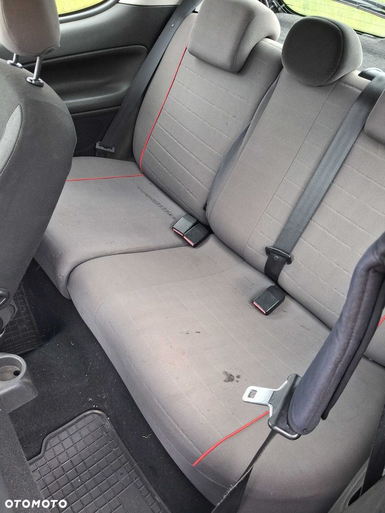 Peugeot 206 plus - 5
