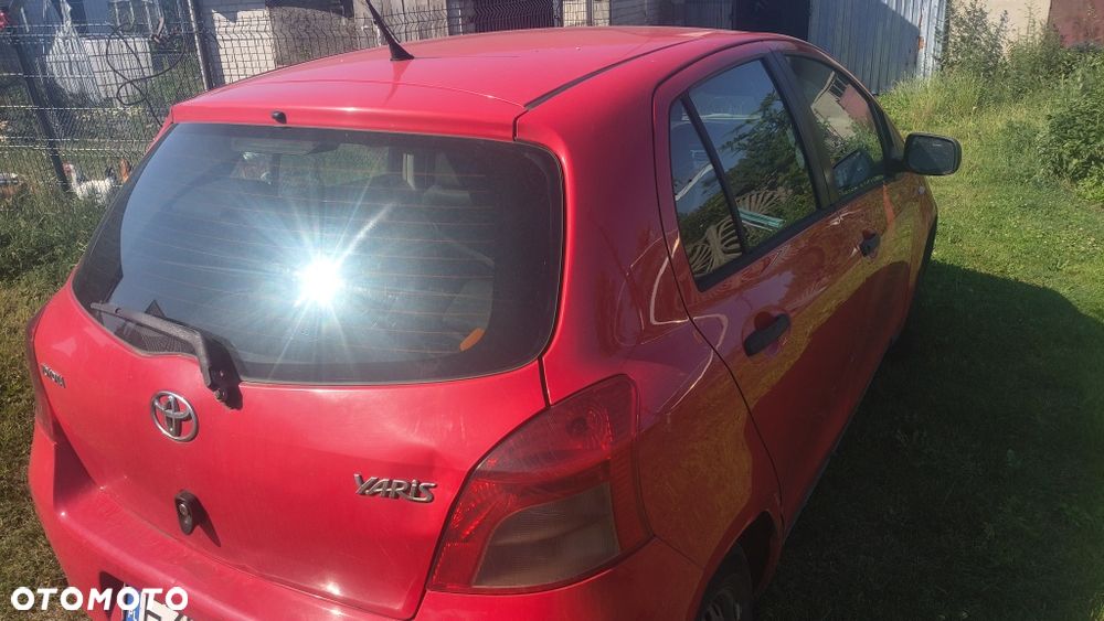Toyota Yaris - 6