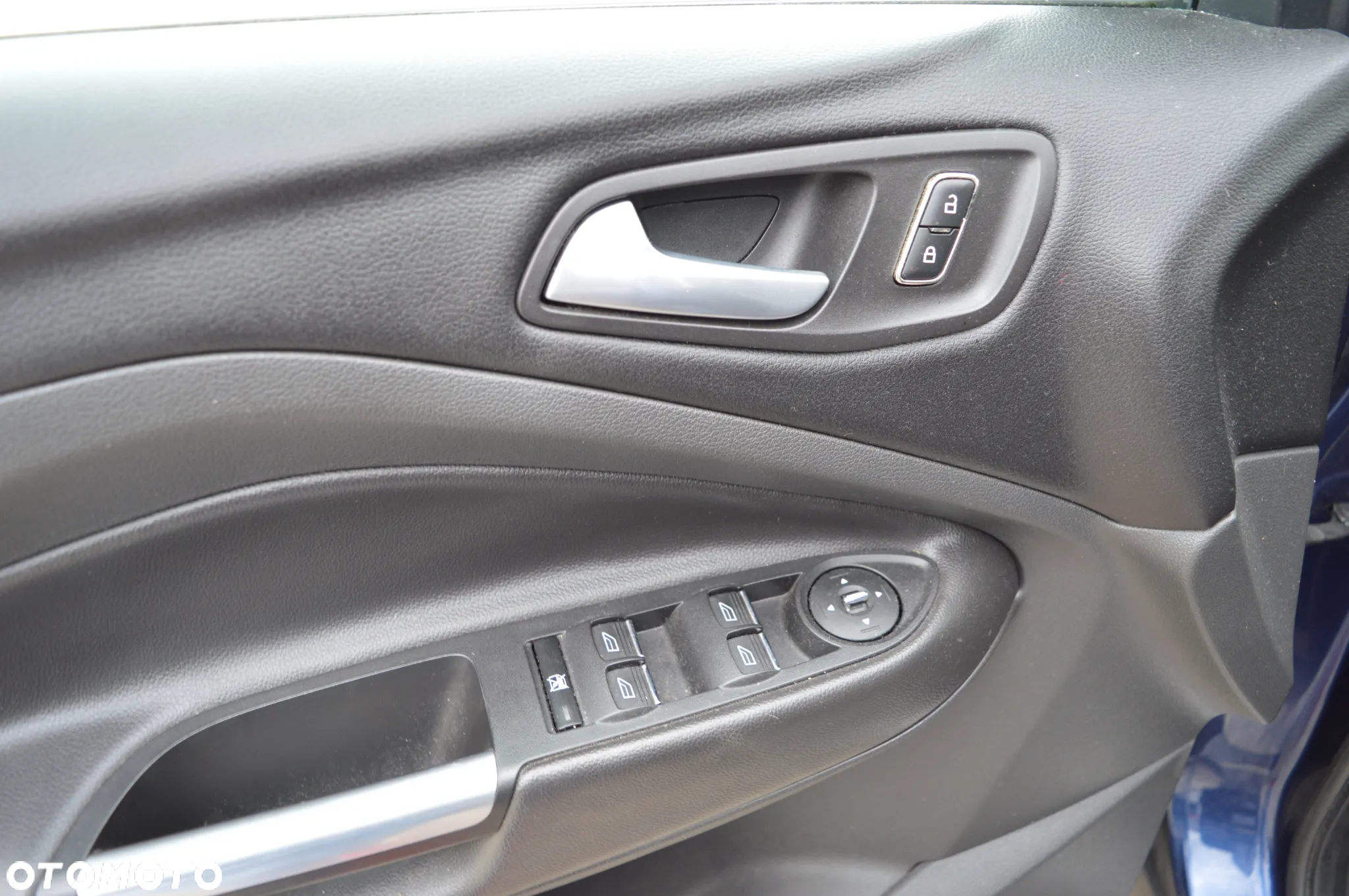 Ford Kuga 2.0 TDCi 4WD Titanium - 22