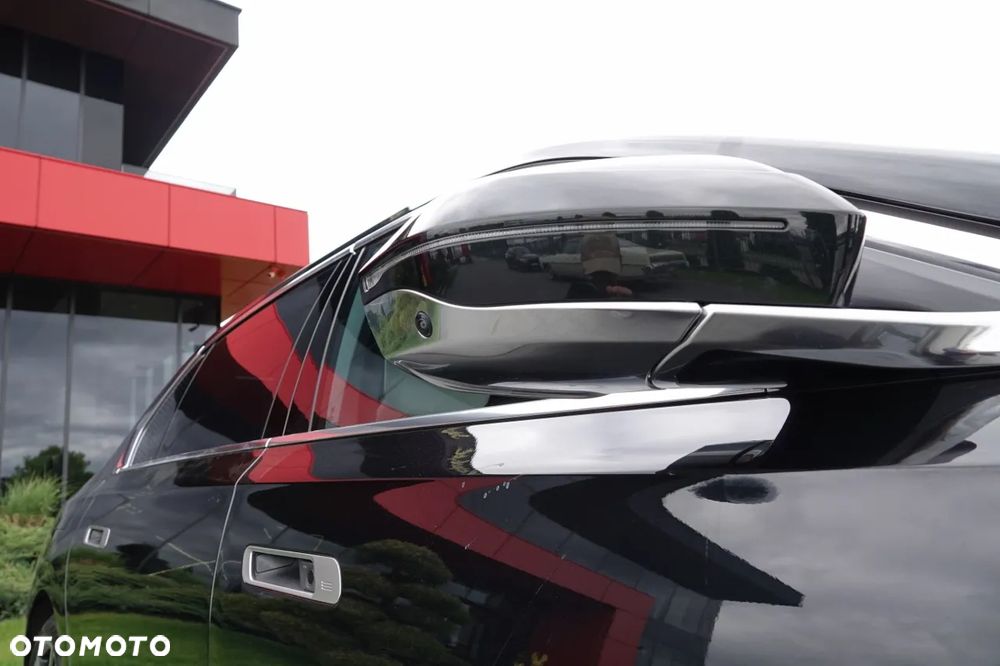 BMW Seria 7 - 16