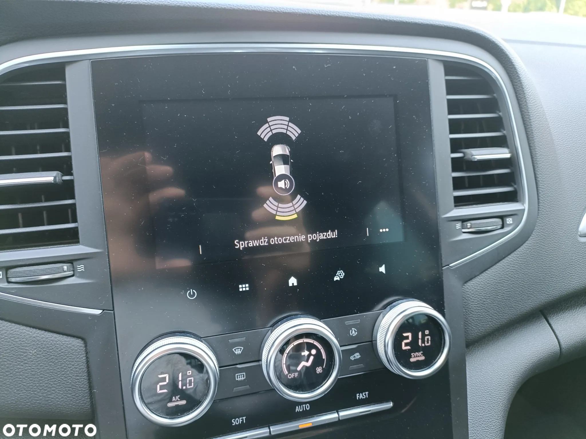 Renault Megane 1.3 TCe FAP Intens EDC - 19