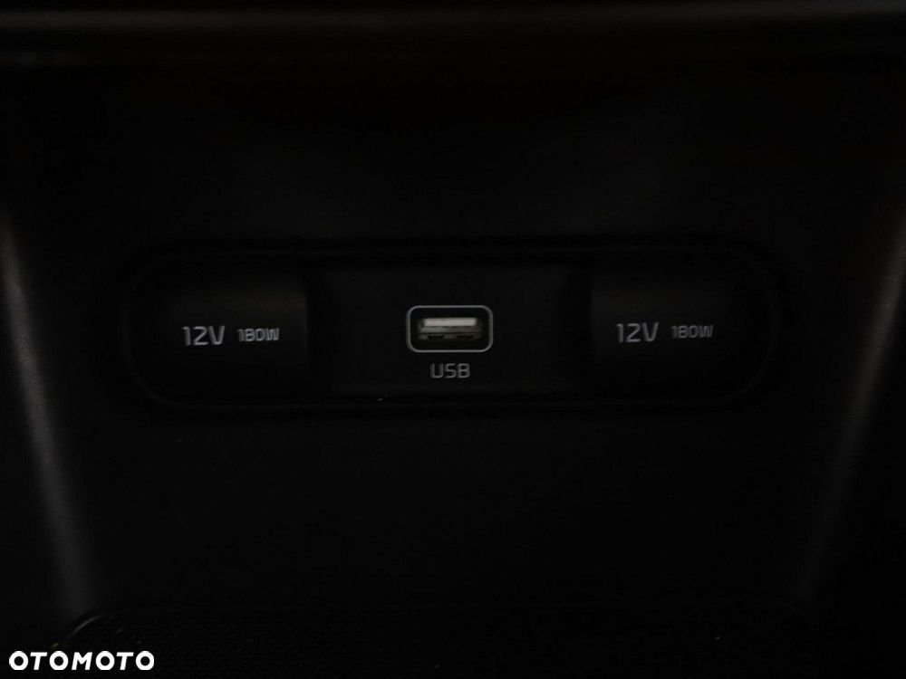 Kia Sportage 1.6 GDI 2WD DREAM-TEAM EDITION - 28