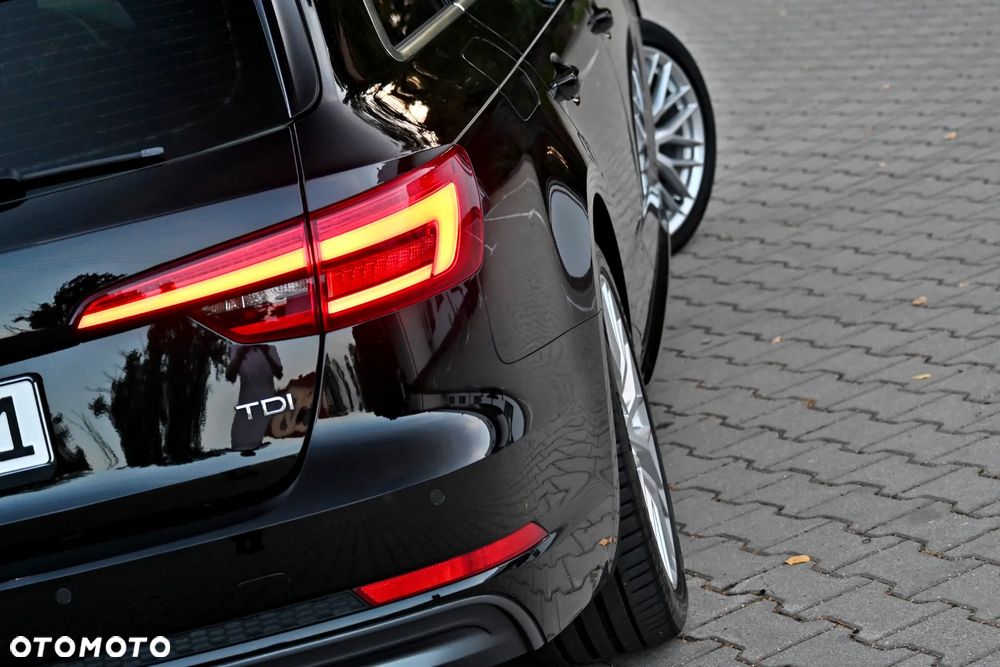 Audi A4 Avant 2.0 TDI ultra S tronic sport - 22