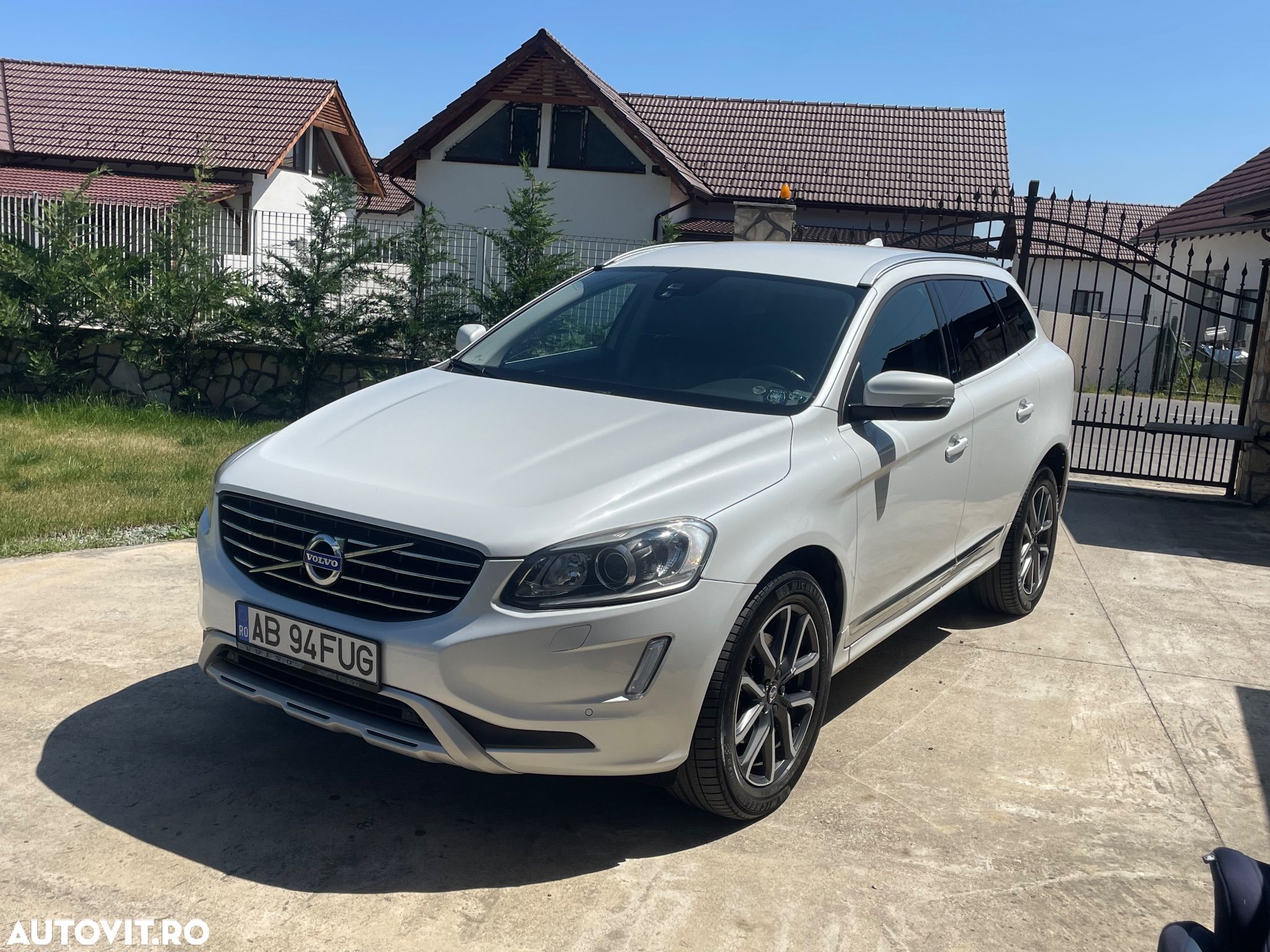 Volvo XC 60 D4AWD Kinetic - 1
