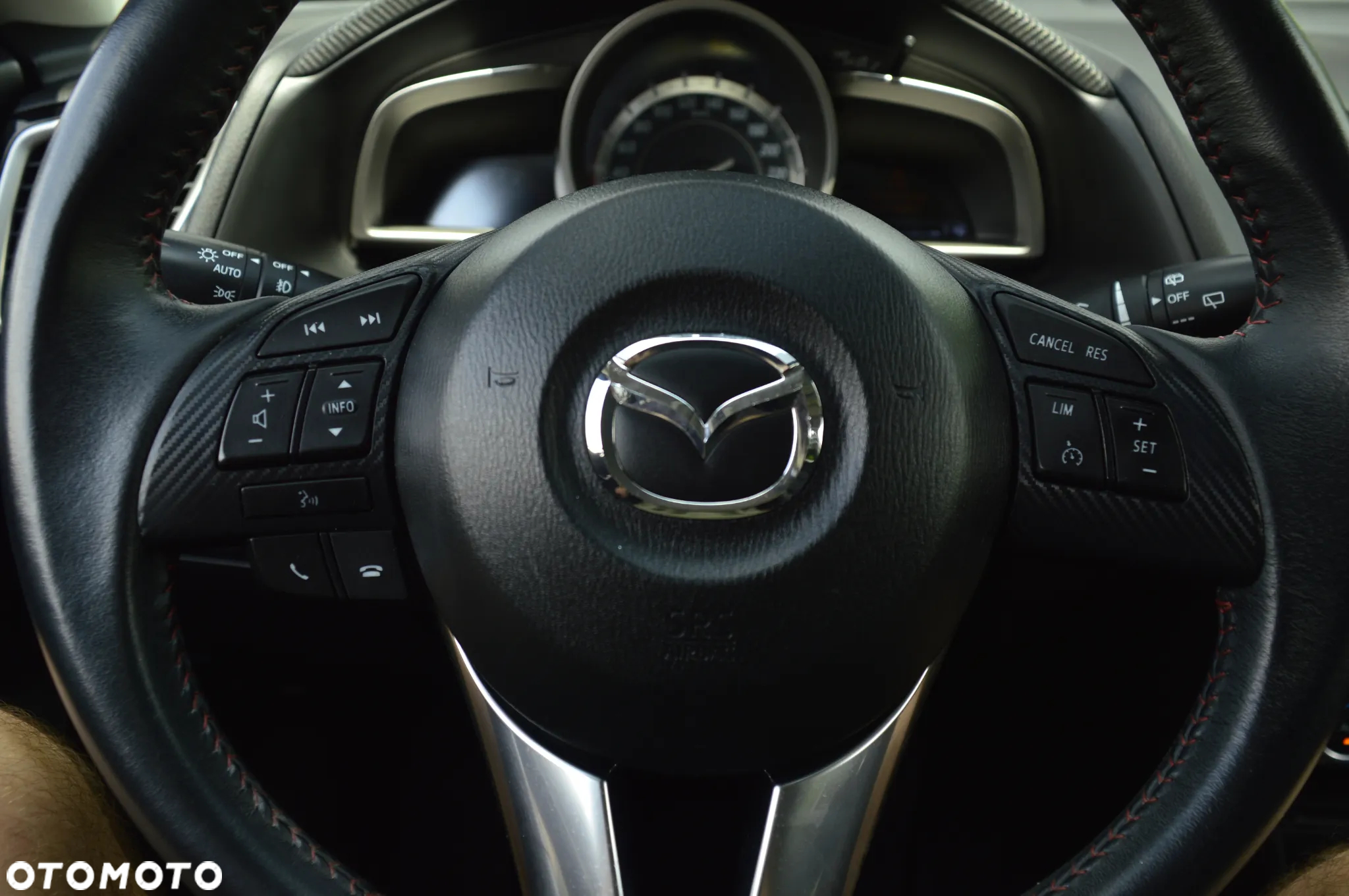 Mazda 3 SKYACTIV-G 165 Center-Line - 25