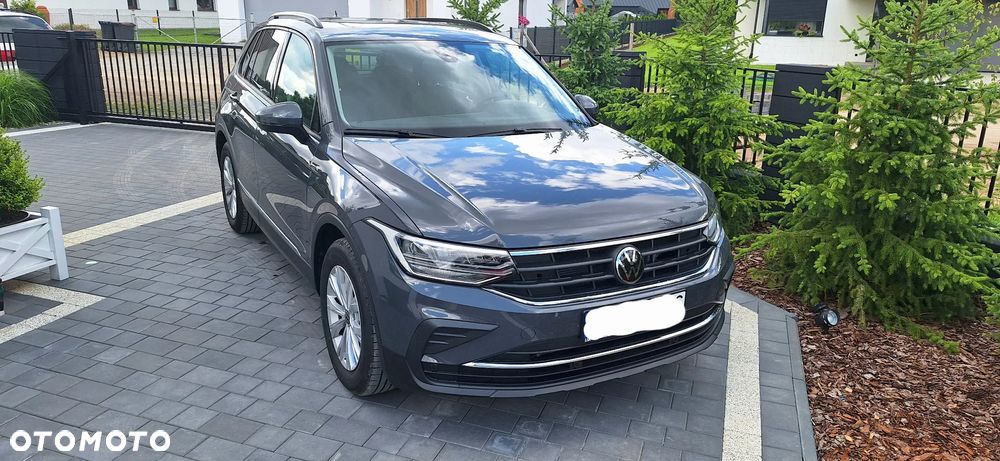 Volkswagen Tiguan - 2