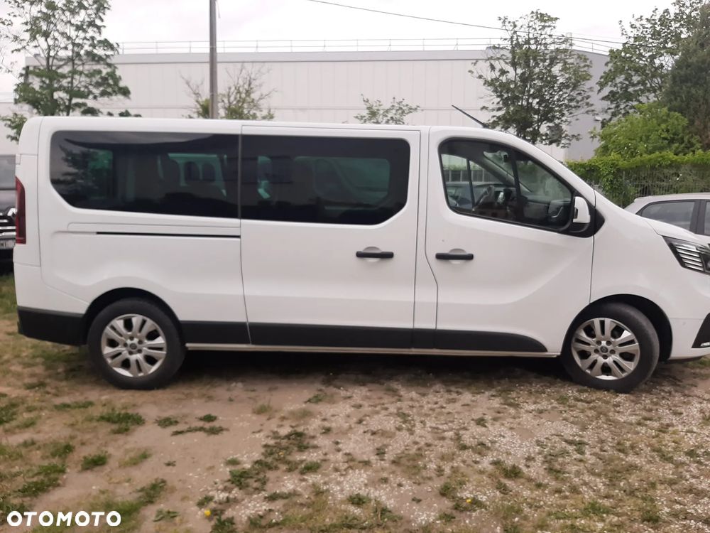 Renault Trafic 2.0 dCi - 31