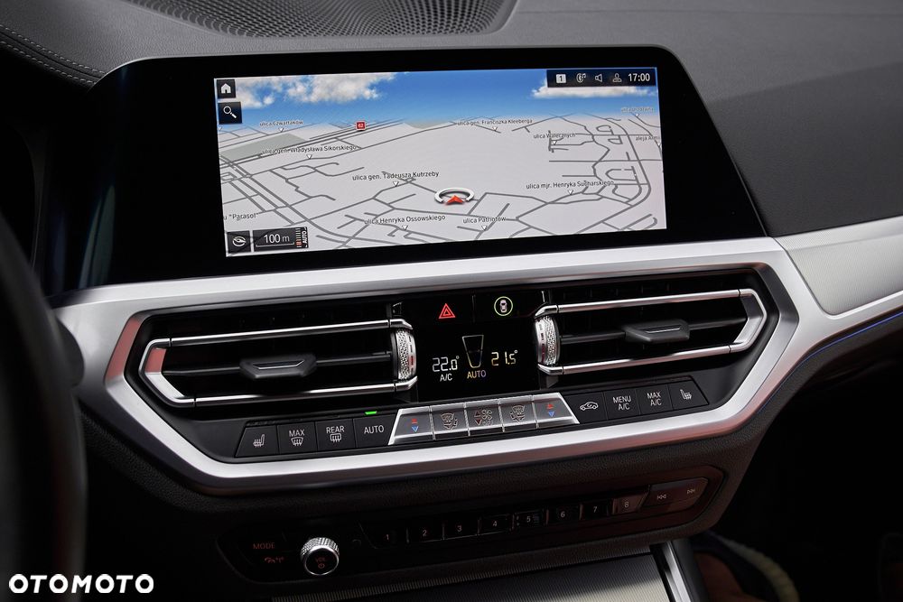 BMW Seria 3 320d xDrive Sport - 33