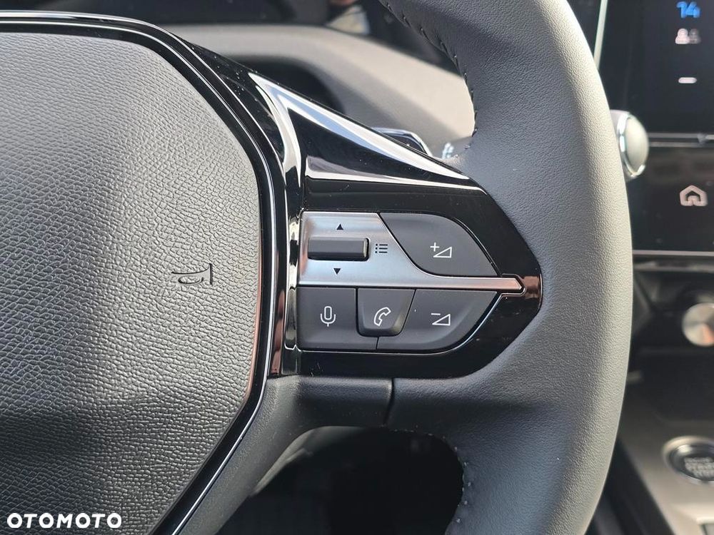 Peugeot 408 1.2 PureTech mHEV Allure S&S e-DSC6 - 11