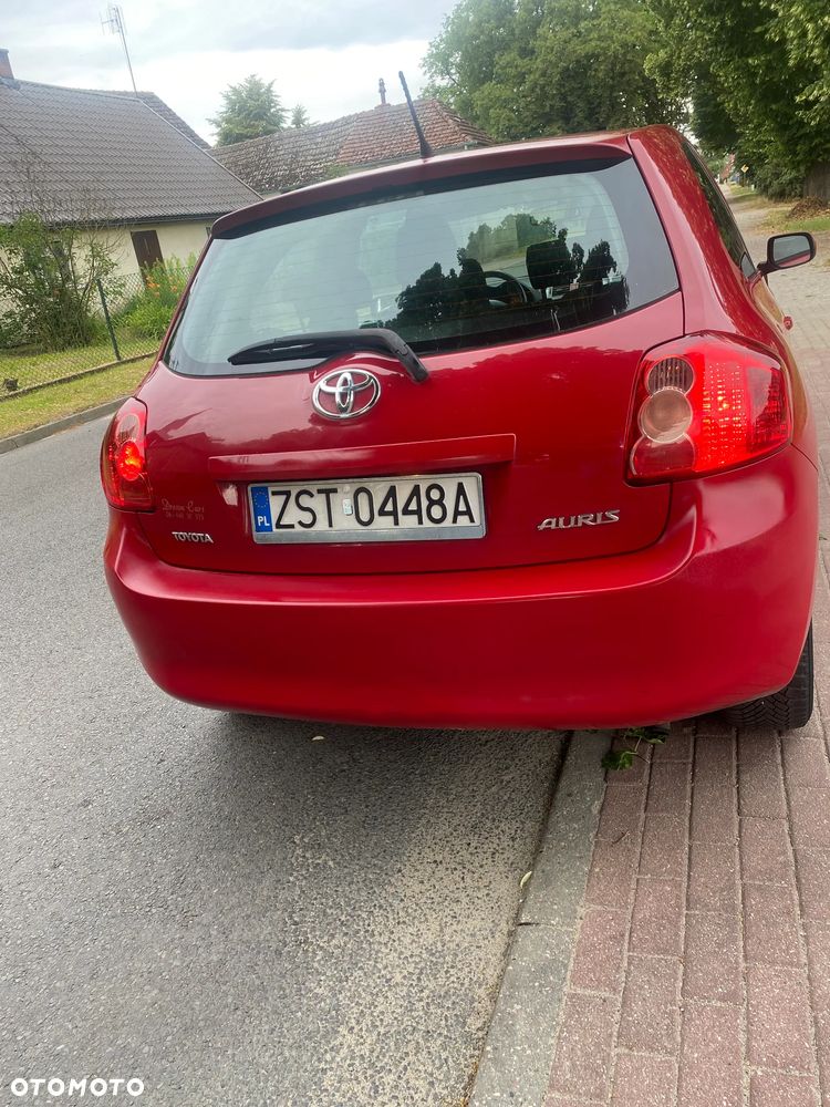 Toyota Auris 1.4 D-4D Luna - 7
