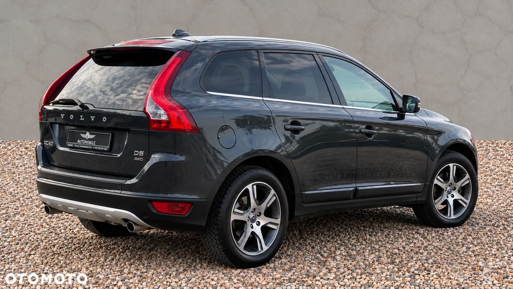 Volvo XC 60 D5 AWD Summum - 2