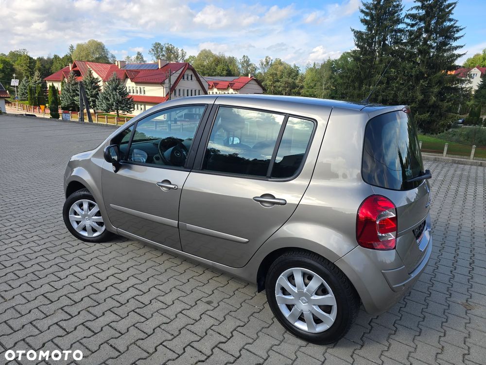 Renault Modus - 12