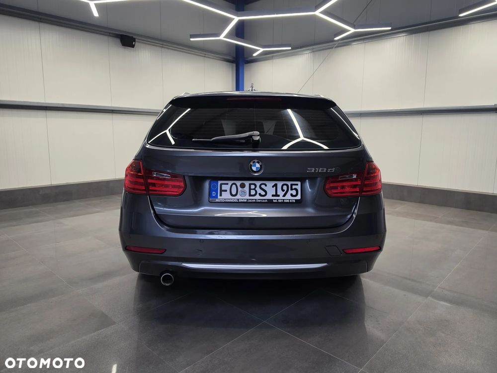 BMW Seria 3 318d Blue Performance Modern Line - 10