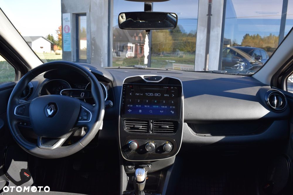 Renault Clio - 28