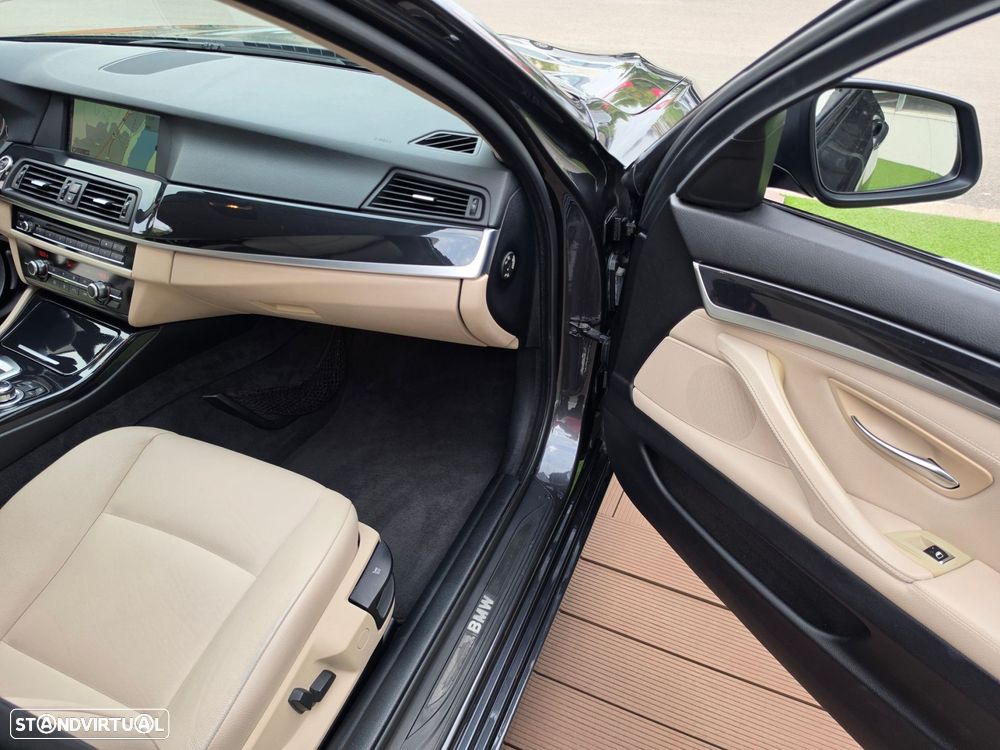 BMW 525 d Auto - 28