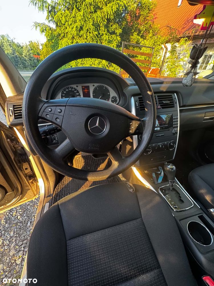 Mercedes-Benz Klasa B 180 CDI Autotronic - 10