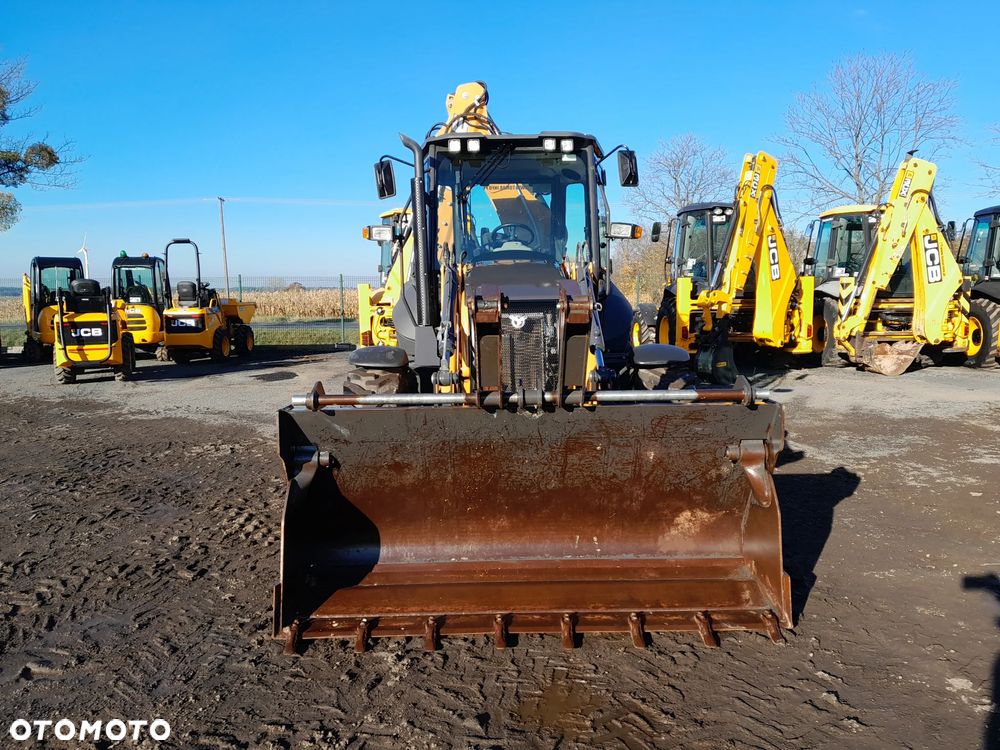 Case 580SV 2023R - 3