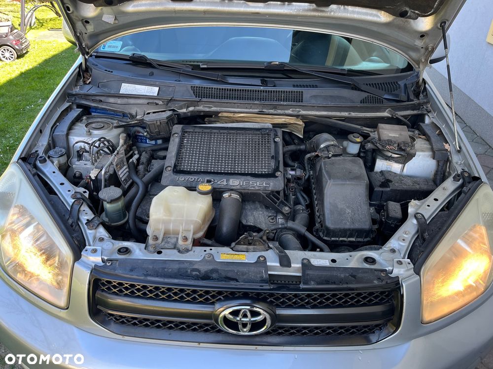 Toyota RAV4 2.0 D-4D Prestige - 22