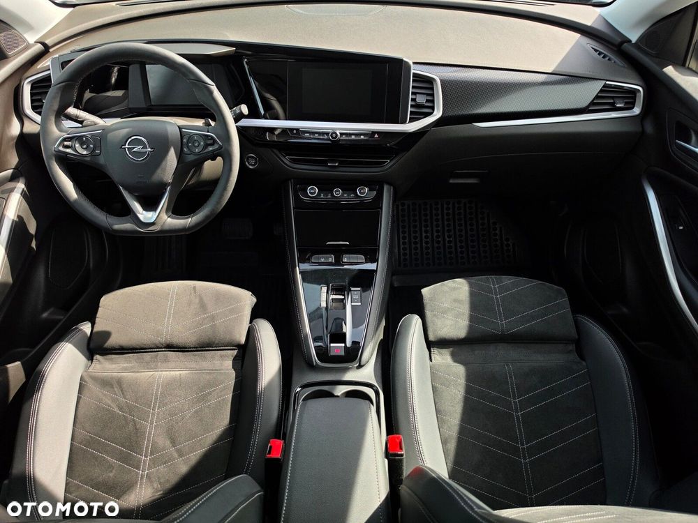 Opel Grandland 1.2 T GS S&S - 15