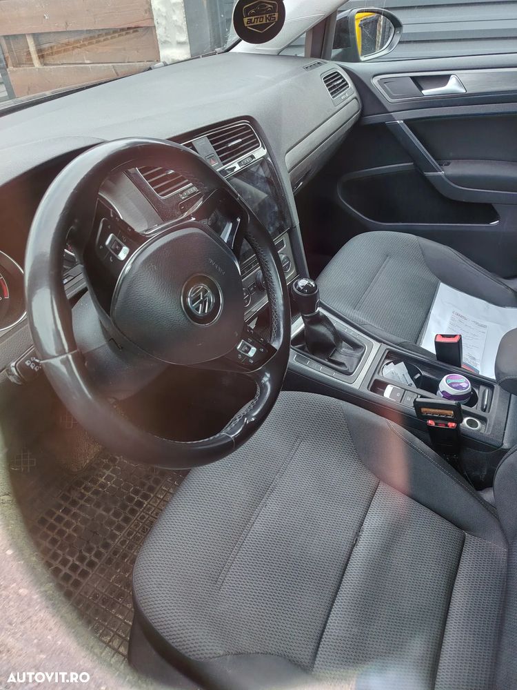 VOLKSWAGEN Golf 2013 — imagine 4